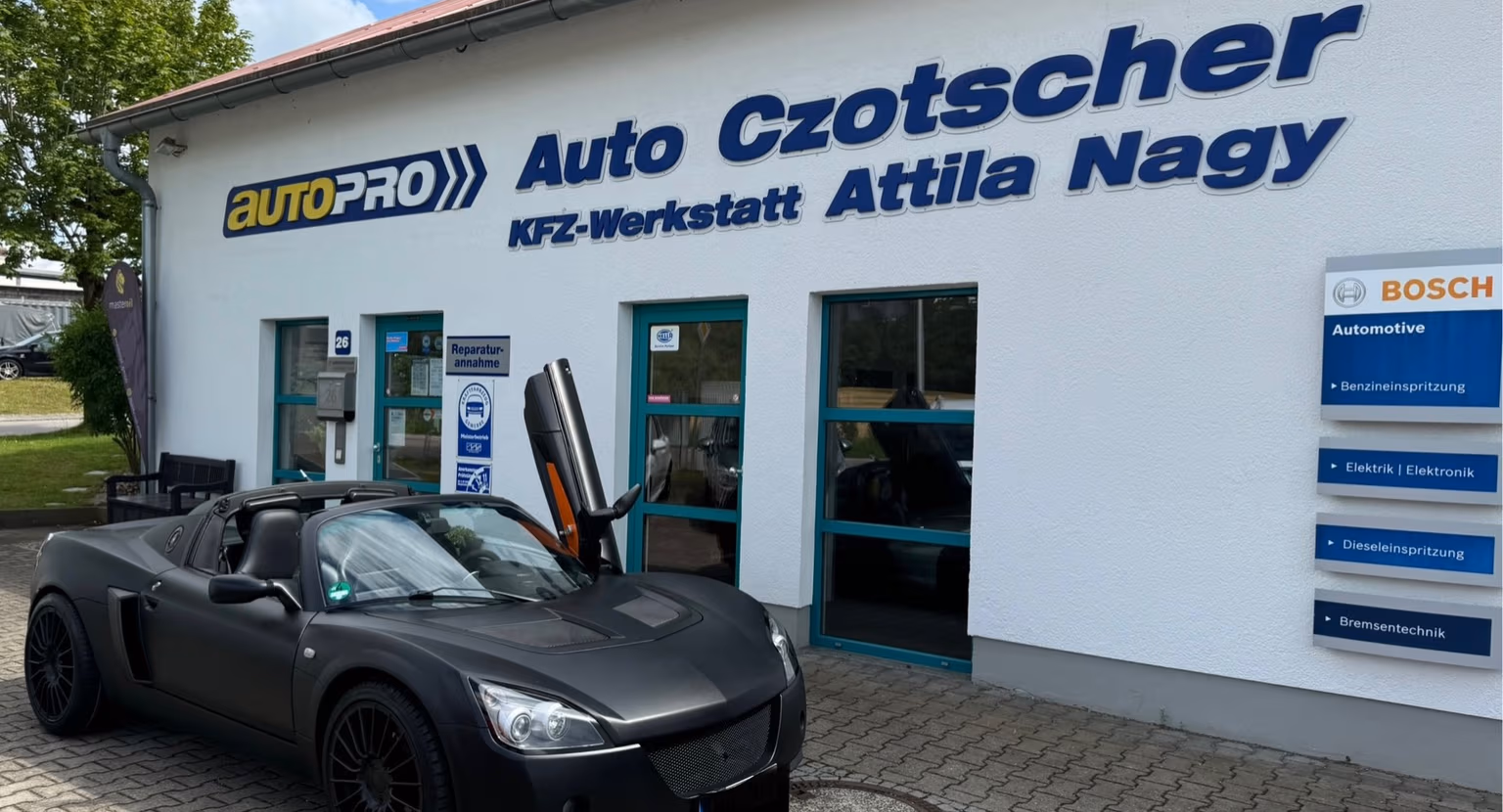 Einblick in die KFZ-Werkstatt Attila Nagy Rommelsried