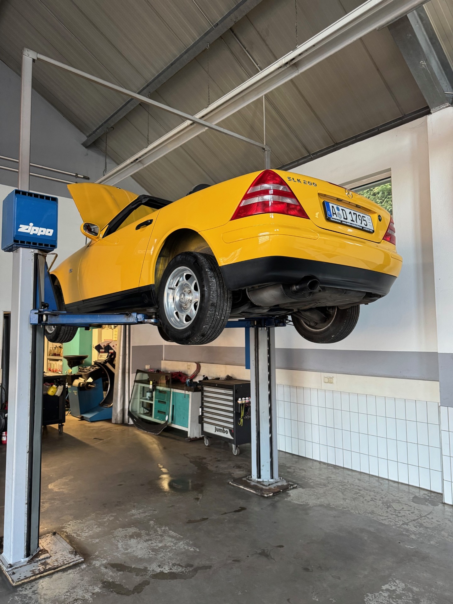 Einblick in die KFZ-Werkstatt Attila Nagy Rommelsried